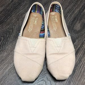 TOMS